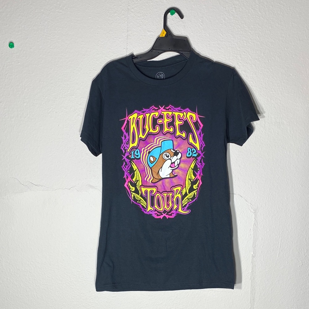 Buc-ee's Tour Graphic Tee - Black